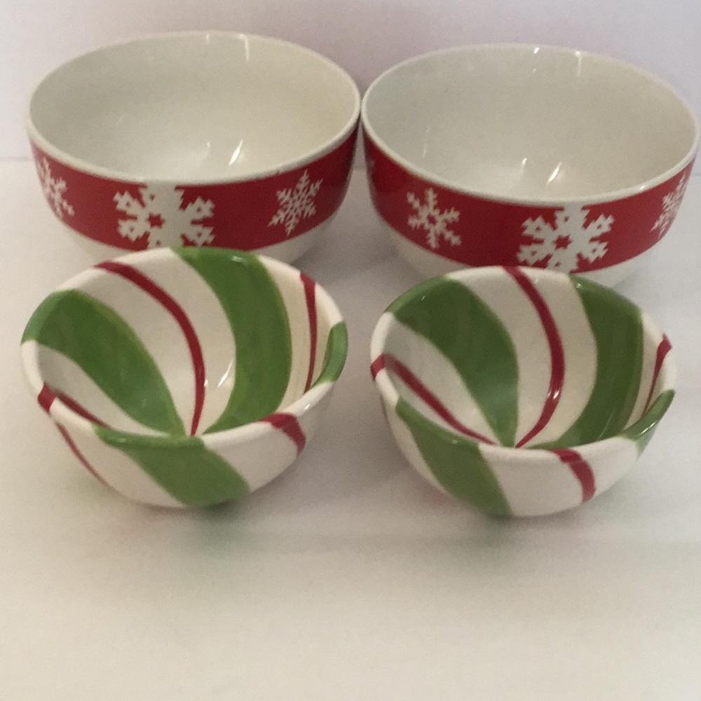 4 Holiday Bowls